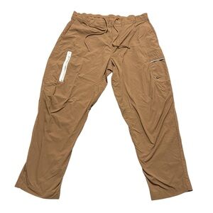 Nike sportswear style essentials